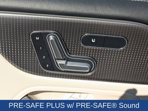 Used 2020 Mercedes-Benz GLB 250 image 15