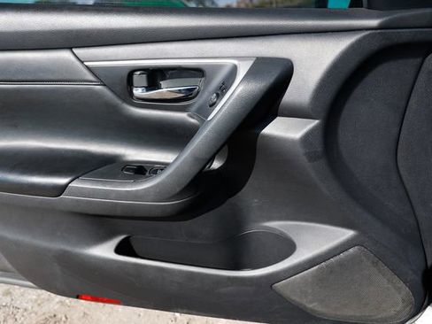 Used 2017 Nissan Altima 2.5 SL image 40