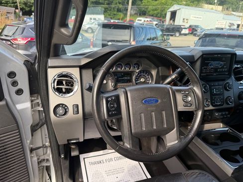 Used 2014 Ford F250 Lariat w/ Lariat Interior Package image 52
