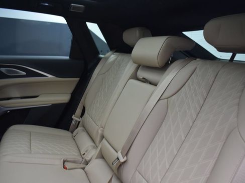 New 2026 Cadillac Lyriq Signature Sport w/ Nappa Leather Package AWD/4WD image 29