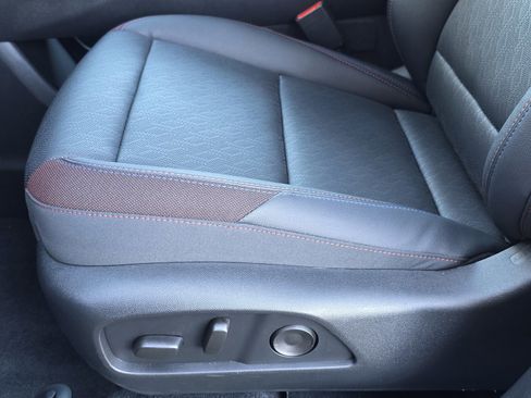 New 2026 Chevrolet Equinox RS w/ Convenience Package III image 24