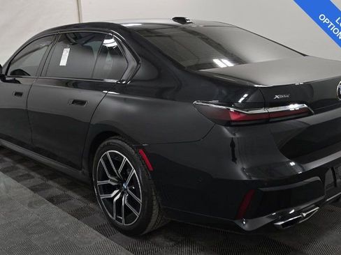 Used 2025 BMW 760i xDrive 760i xDrive w/ Executive Package image 4