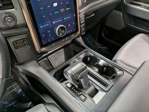 Used 2022 Ford F150 Lightning Lariat w/ Equipment Group 511A High image 15