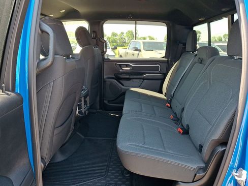 Used 2021 RAM 1500 Big Horn AWD/4WD image 11