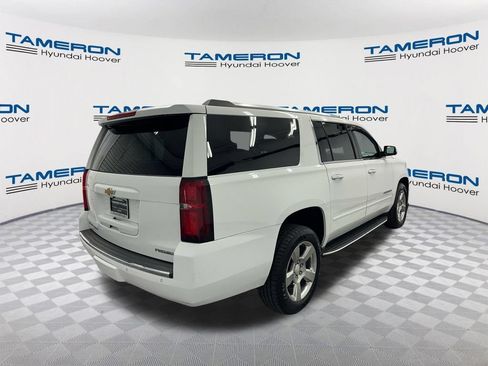 Used 2020 Chevrolet Suburban Premier AWD/4WD image 5