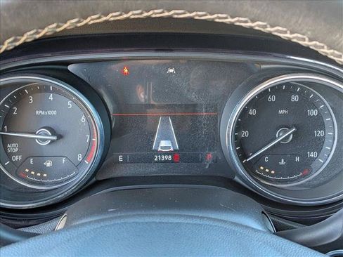 Used 2021 Buick Encore GX Preferred FWD image 11