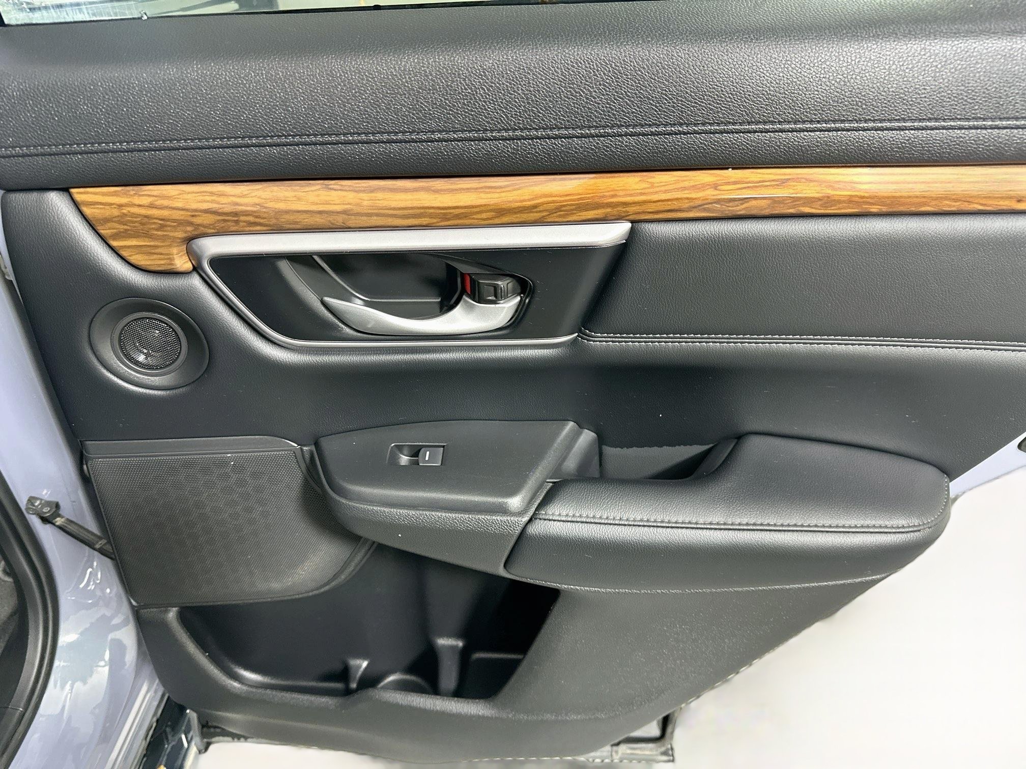Used 2021 Honda CR-V EX-L image 29