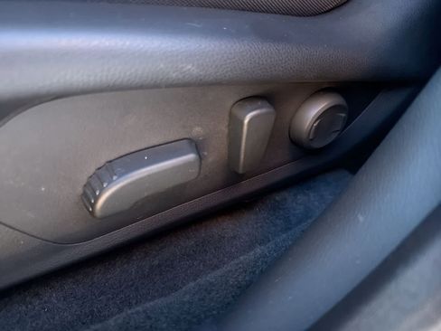 Certified 2025 Subaru Crosstrek 2.5i Limited image 18