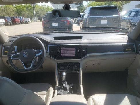 Used 2022 Volkswagen Atlas SE image 9