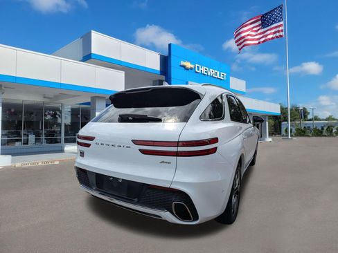 Used 2023 Genesis GV70 2.5T w/ Advanced Package AWD/4WD image 3