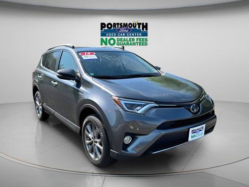 Used 2018 Toyota RAV4 Limited w/ Carpet Mat Package AWD/4WD image 32