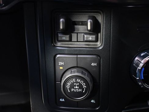 Used 2025 Ford F150 Raptor image 34