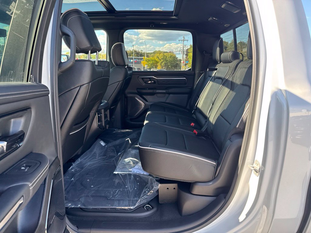 New 2027 RAM 1500 Limited AWD/4WD image 23