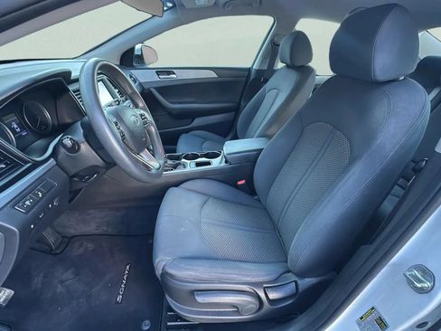 Used 2018 Hyundai Sonata SE FWD image 18