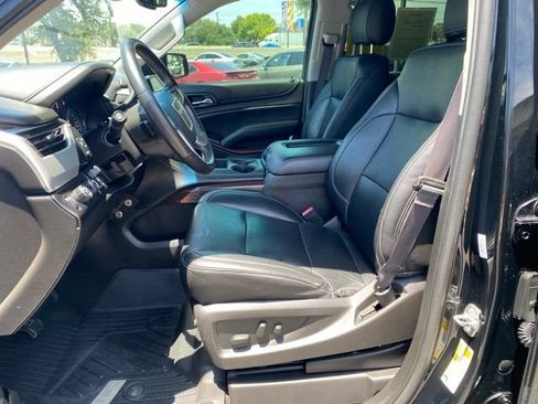 Used 2017 GMC Yukon SLE w/ SLE Value Package AWD/4WD image 10