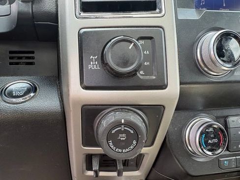 Used 2020 Ford F150 Lariat w/ Equipment Group 502A Luxury AWD/4WD image 23