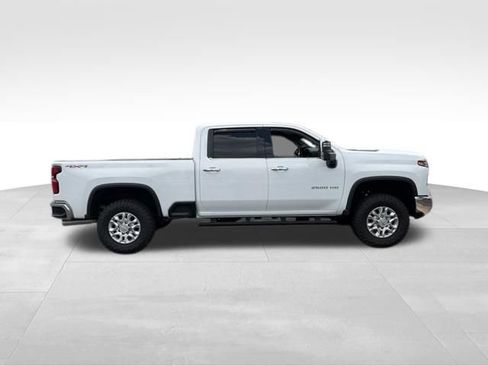 Used 2024 Chevrolet Silverado 2500 LTZ AWD/4WD image 11