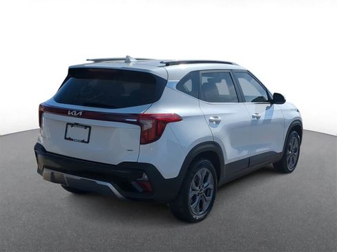Used 2024 Kia Seltos S image 8
