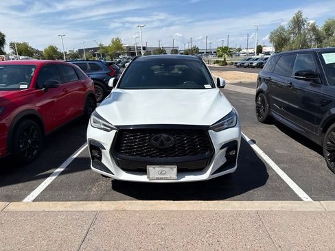 Used 2023 INFINITI QX50 Sport FWD image 2