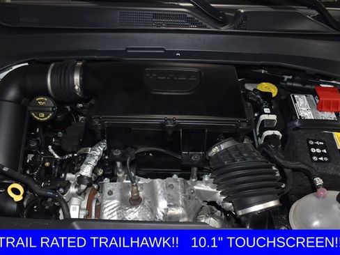 Used 2025 Jeep Compass Trailhawk AWD/4WD image 29