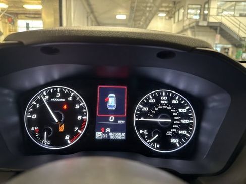 Used 2025 Subaru Crosstrek 2.5i Premium AWD/4WD image 19