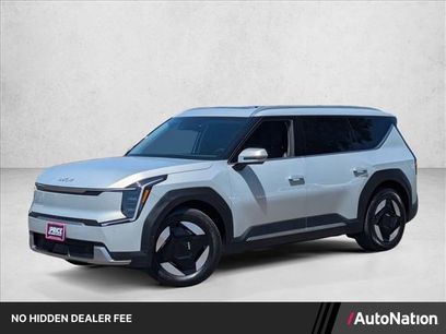 Used 2026 Kia EV9 Wind