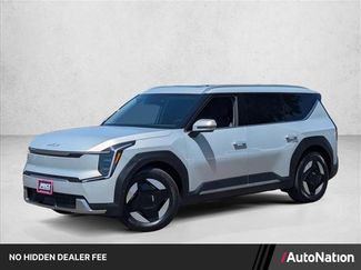 Used 2026 Kia EV9 Wind AWD/4WD video 1
