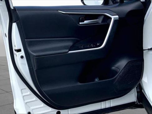 Certified 2023 Toyota RAV4 XLE w/ Convenience Package FWD image 21