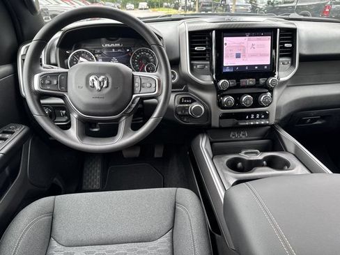 New 2026 RAM 1500 Express AWD/4WD image 22