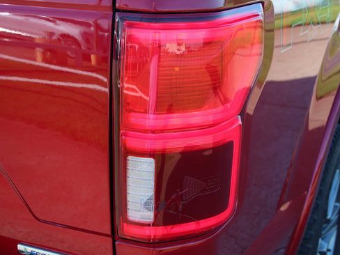 Used 2020 Ford F150 Lariat w/ Equipment Group 502A Luxury AWD/4WD image 12