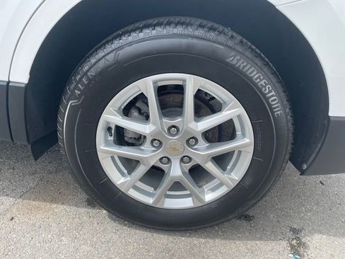 Used 2024 Chevrolet Equinox LS AWD/4WD image 18
