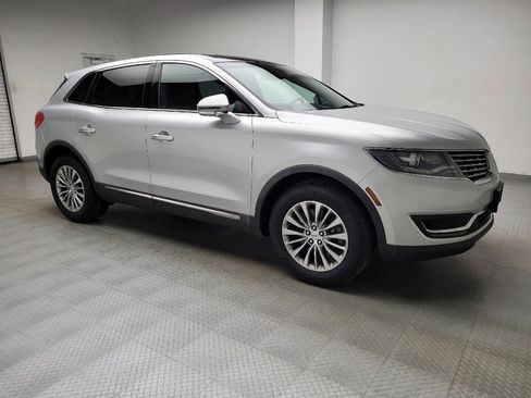 Used 2017 Lincoln MKX Select w/ Select Plus Package image 11