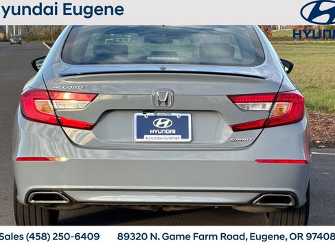 Used 2022 Honda Accord Sport image 4