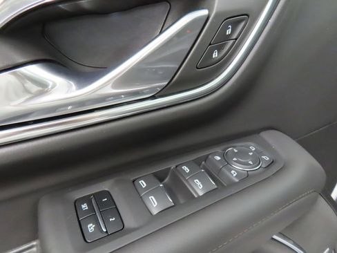 Used 2024 Chevrolet Tahoe High Country image 58