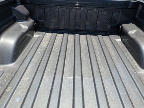 New 2025 Jeep Gladiator Rubicon w/ Convenience Group image 33