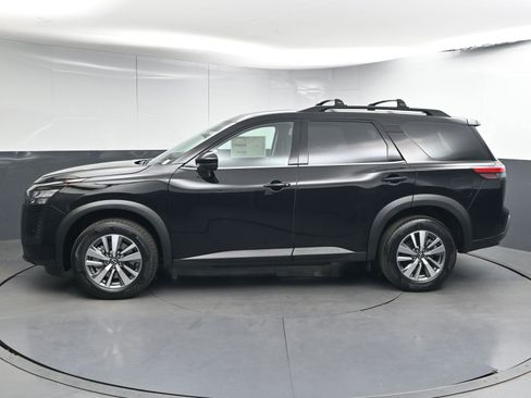 New 2026 Nissan Pathfinder SL AWD/4WD image 4