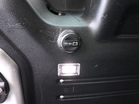 Used 2020 Jeep Wrangler Sport image 38