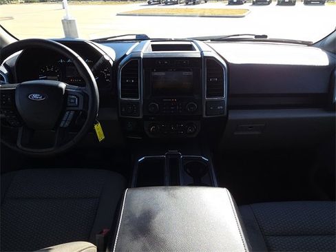Used 2018 Ford F150 XLT w/ Equipment Group 302A Luxury image 12