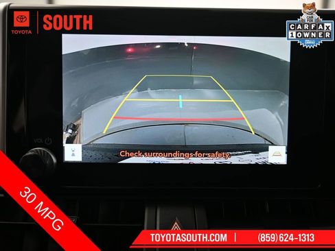 Used 2025 Toyota RAV4 XLE FWD image 18