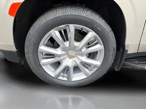 Used 2023 Chevrolet Tahoe High Country AWD/4WD image 24
