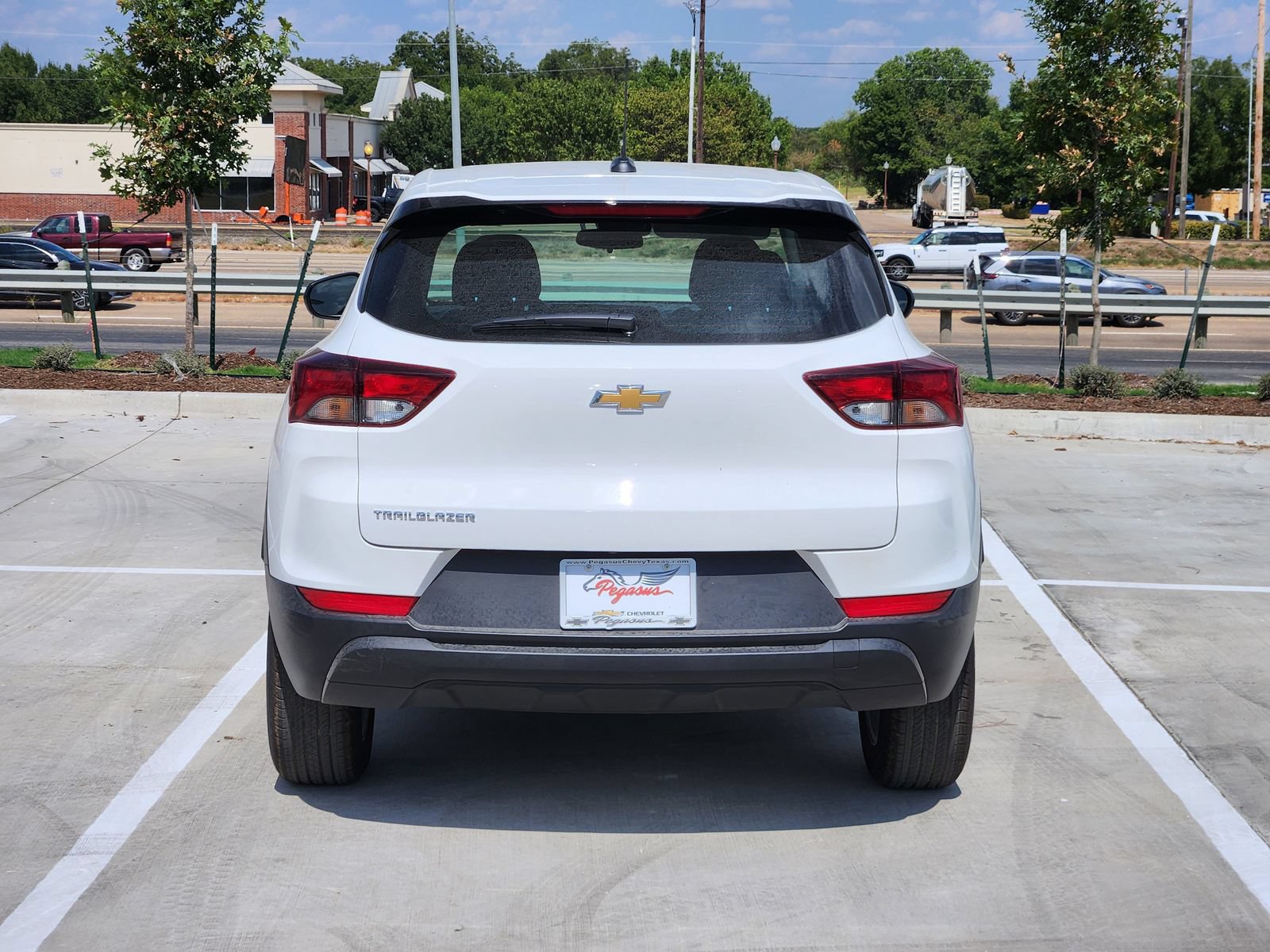 New 2026 Chevrolet TrailBlazer LS FWD image 8