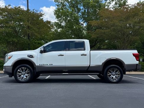 Used 2017 Nissan Titan Platinum Reserve AWD/4WD image 5