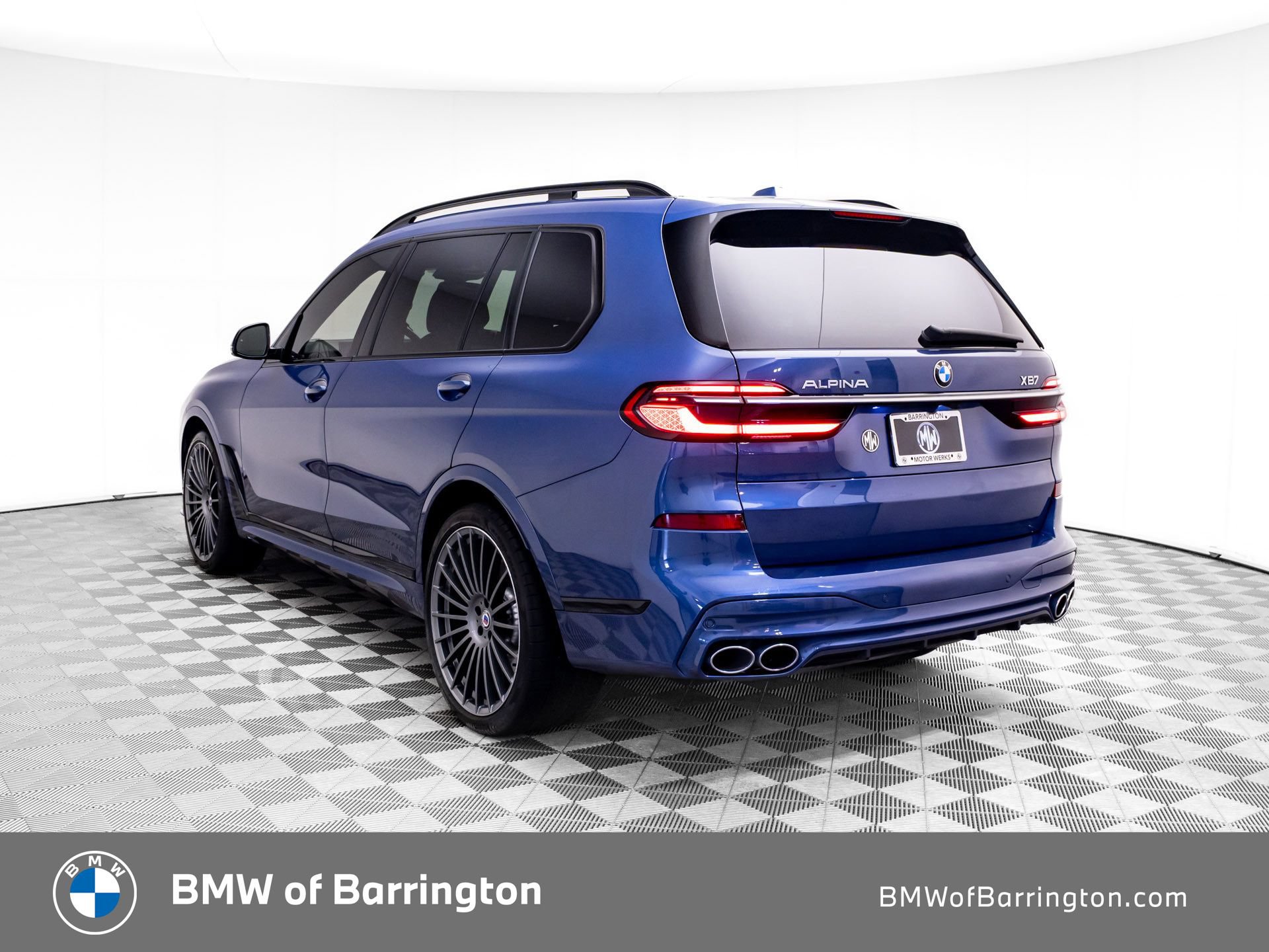 Used 2024 BMW ALPINA XB7 AWD/4WD image 3