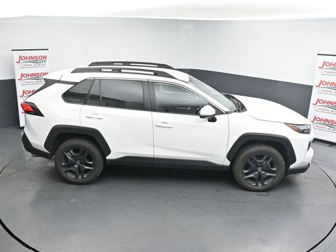 Used 2024 Toyota RAV4 Adventure image 17