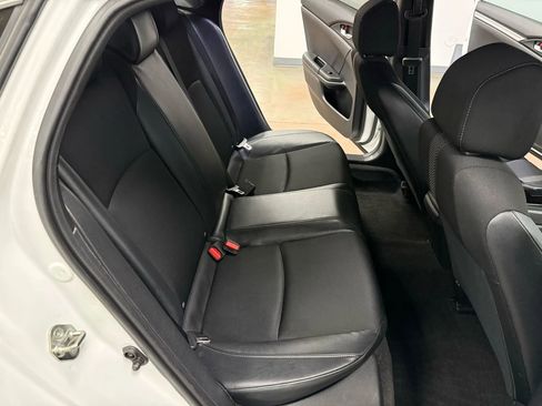 Used 2019 Honda Civic Sport image 13