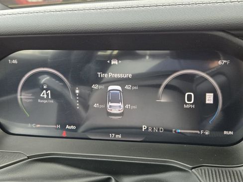 New 2026 Jeep Cherokee Overland w/ Trailer Tow Group AWD/4WD image 9