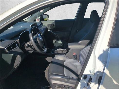 Used 2024 Toyota Corolla Cross AWD Hybrid w/ Convenience Package image 15