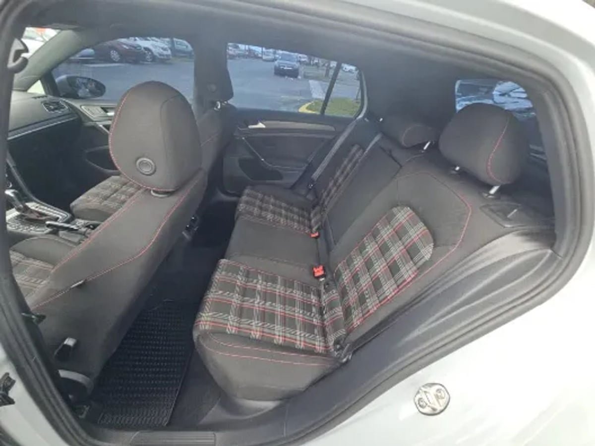 Used 2018 Volkswagen GTI S FWD image 9
