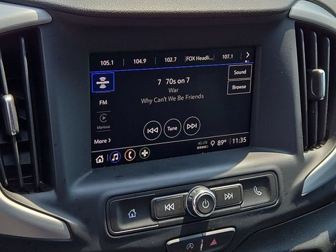 Used 2024 GMC Terrain SLE w/ Driver Convenience Package FWD image 16