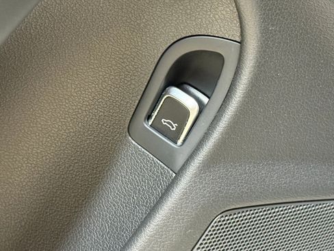 Used 2015 Audi A4 2.0T Premium image 17